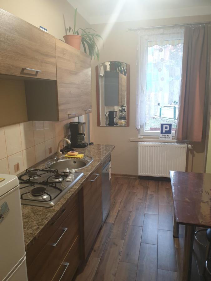 Demiro Apartment *